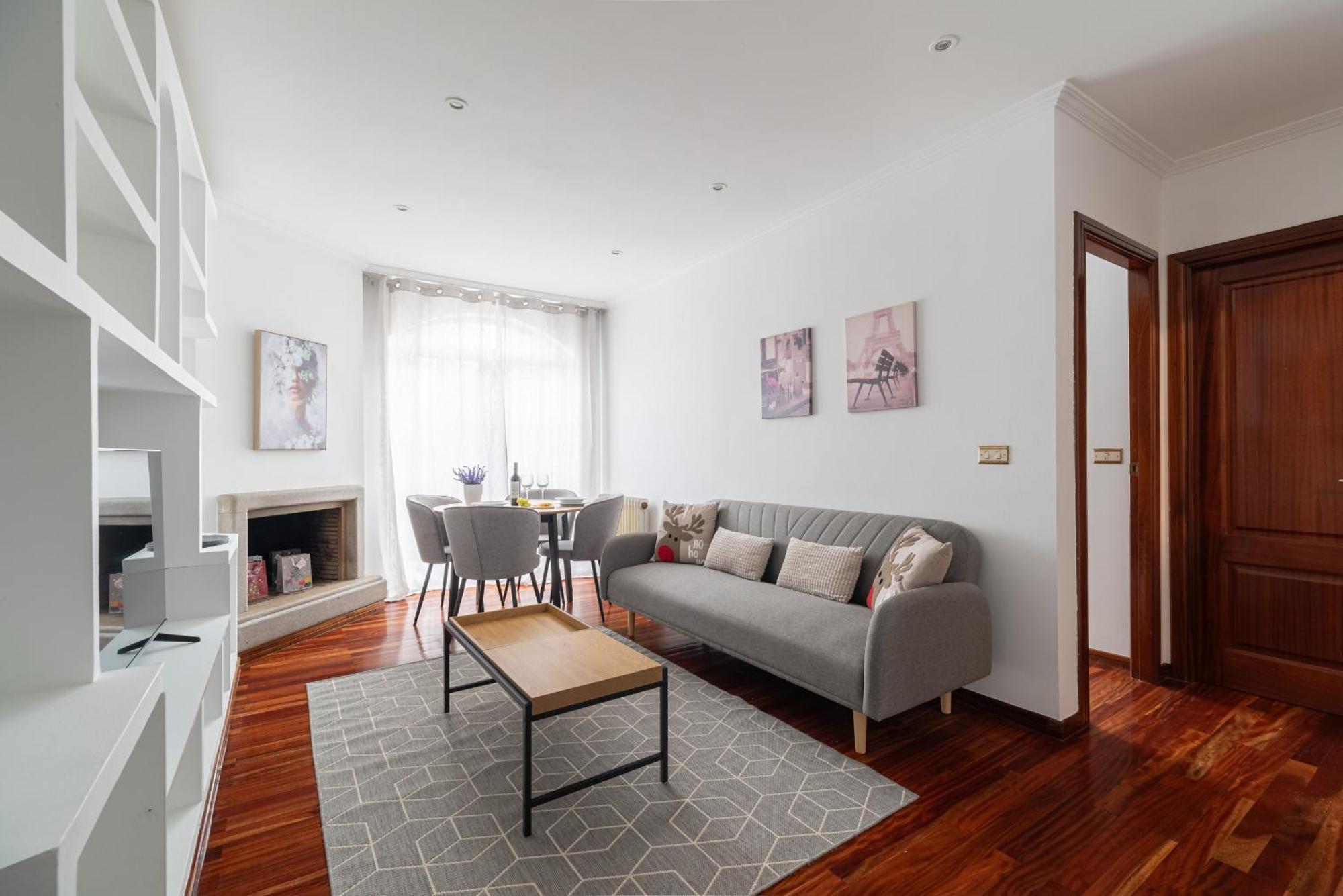 Deluxe By Princesa Con Parking Apartamento