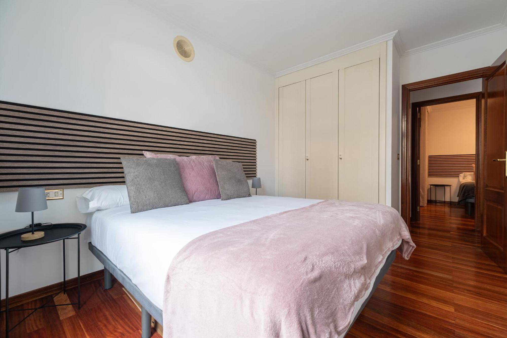 Deluxe By Princesa Con Parking Apartamento